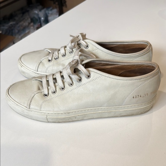 Common Project Sneakers - Picture 5 of 6